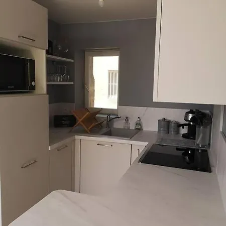 Maison De Chaleureuse Au Coeur De *